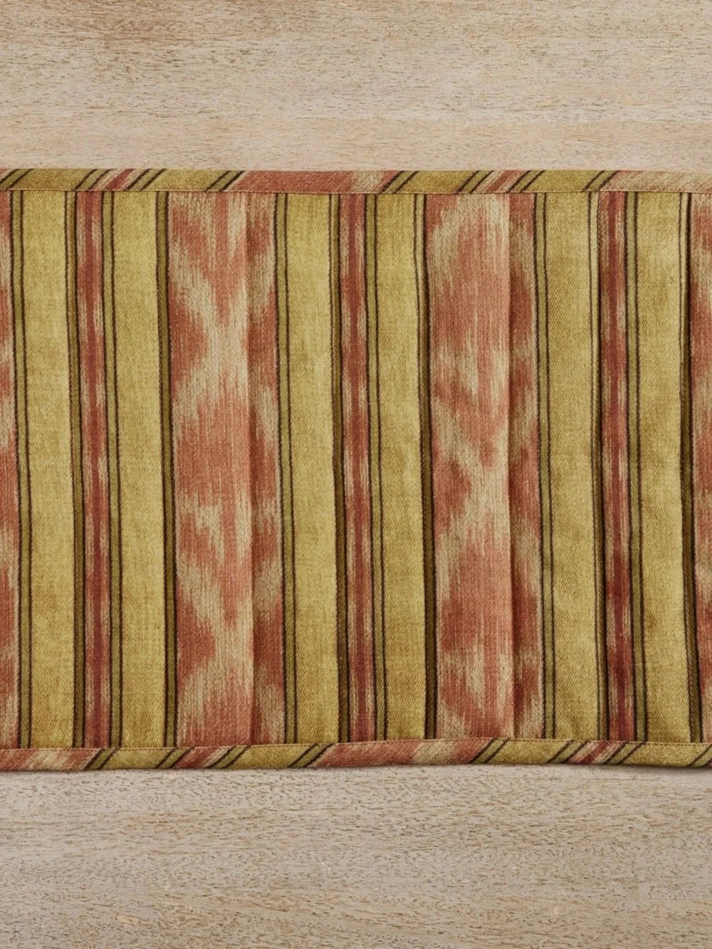 Pottery Barn Parker Stripe Ikat Quilted 4 Placemats + 4 Matching Napkins NWT